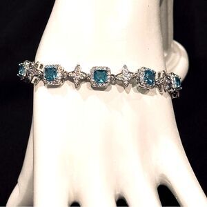 Boutique VVS CZ & SS Plated Stainless Steel Celestial Star Bracelet 6.75 in
